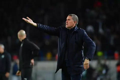 التجربة السادسة في أفريقيا.. تقرير: جاريدو يتفق على تدريب اتحاد العاصمة الجزائري